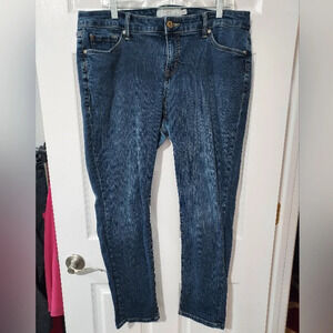 Torrid Medium Wash Boyfriend Striaght Vintage Stretch Mid-Rise Jean in Size 14R